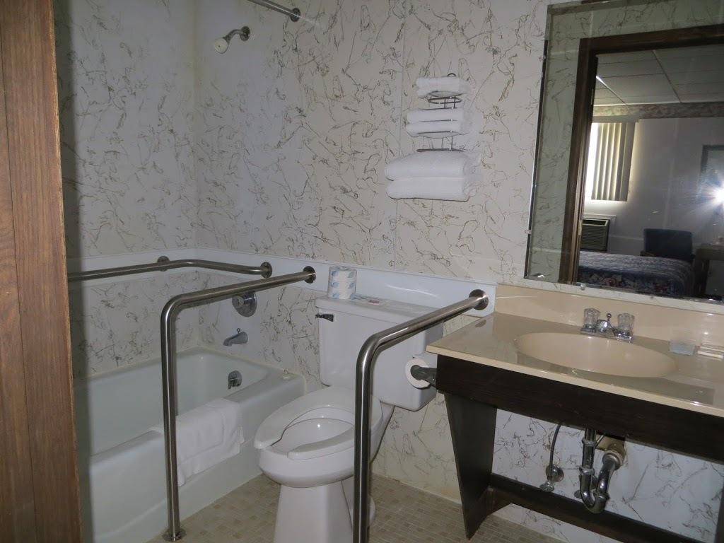 The Bluffs Inn & Suites Декора Номер фото