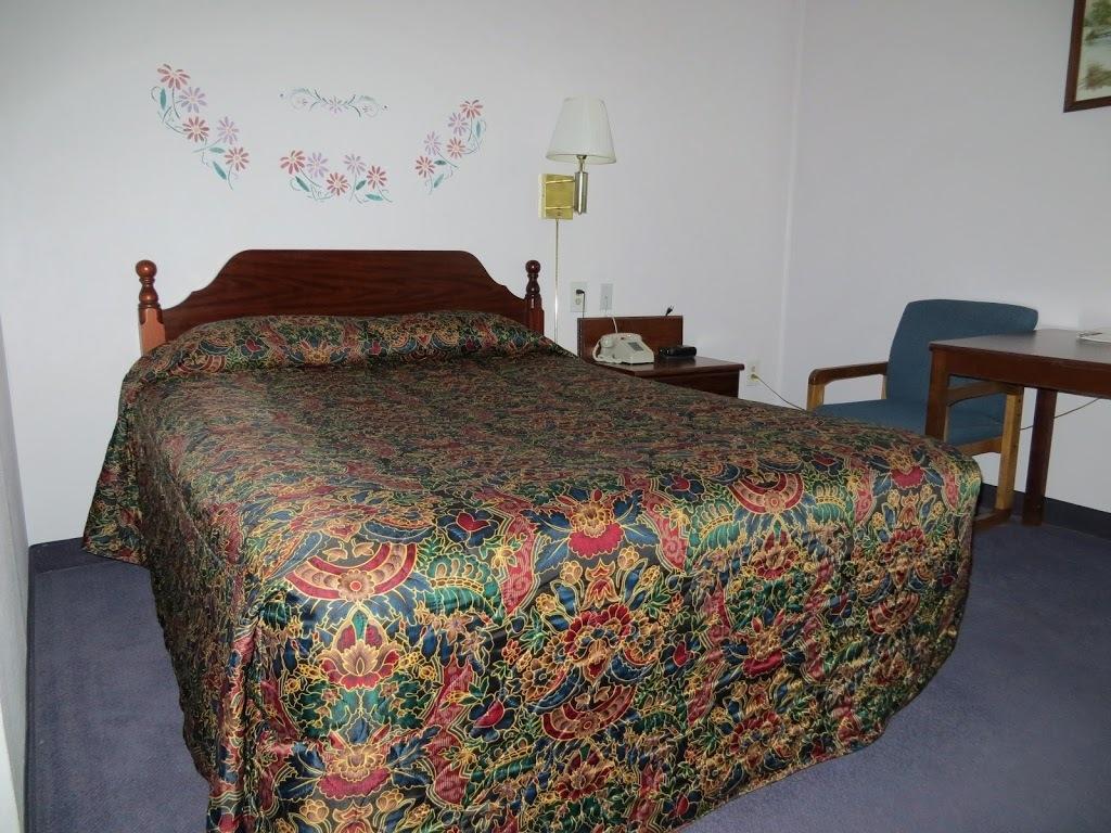 The Bluffs Inn & Suites Декора Номер фото